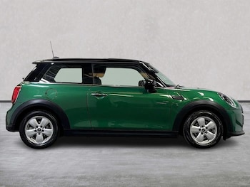 Used MINI Hatch 2023 for sale - 75956612: Photo