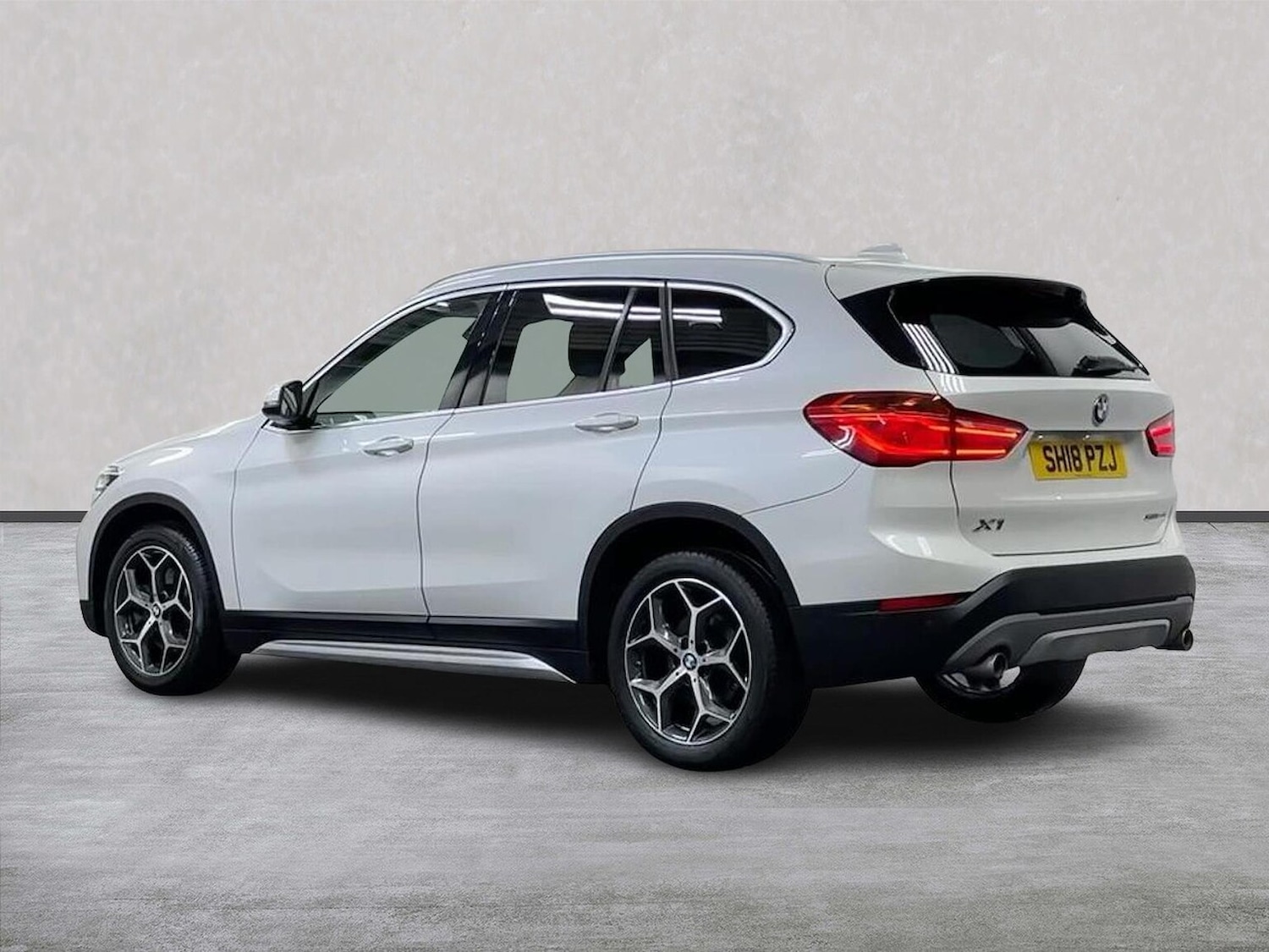 Used BMW X1 2018 for sale - 77707389: Photo 2
