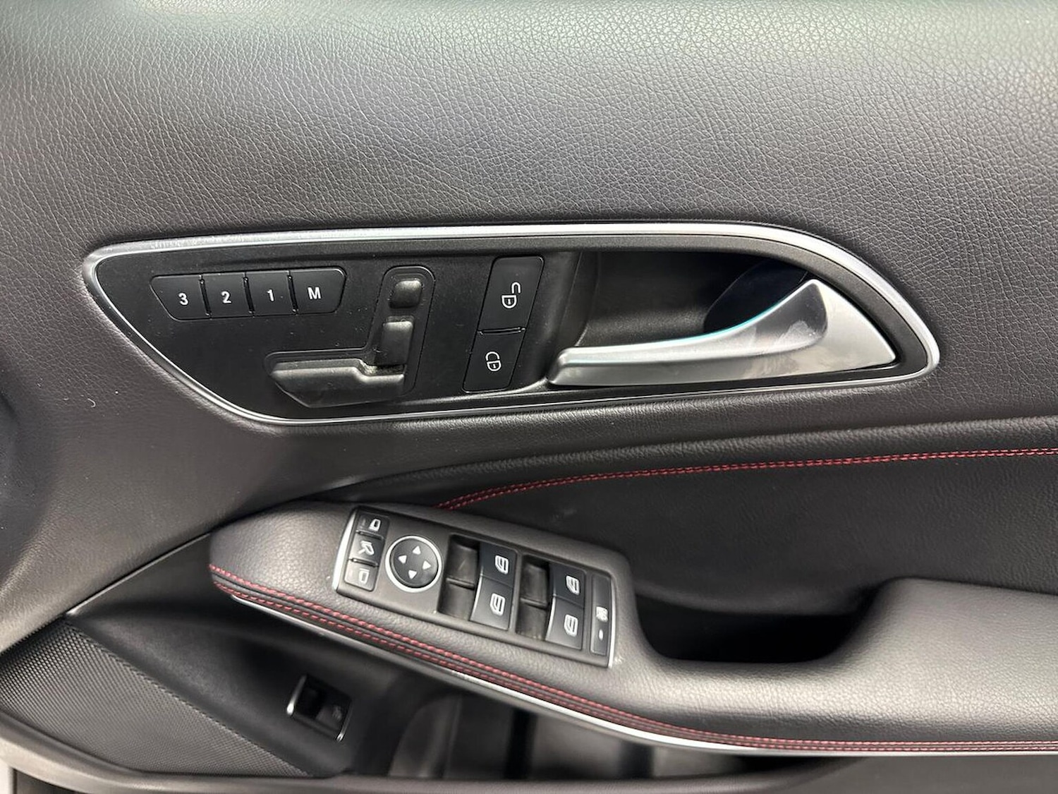 Used Mercedes-Benz GLA 2016 for sale - 76281185: Photo 21