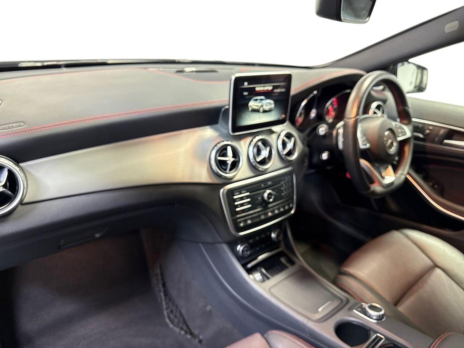 Used Mercedes-Benz GLA 2016 for sale - 76281185: Photo 7
