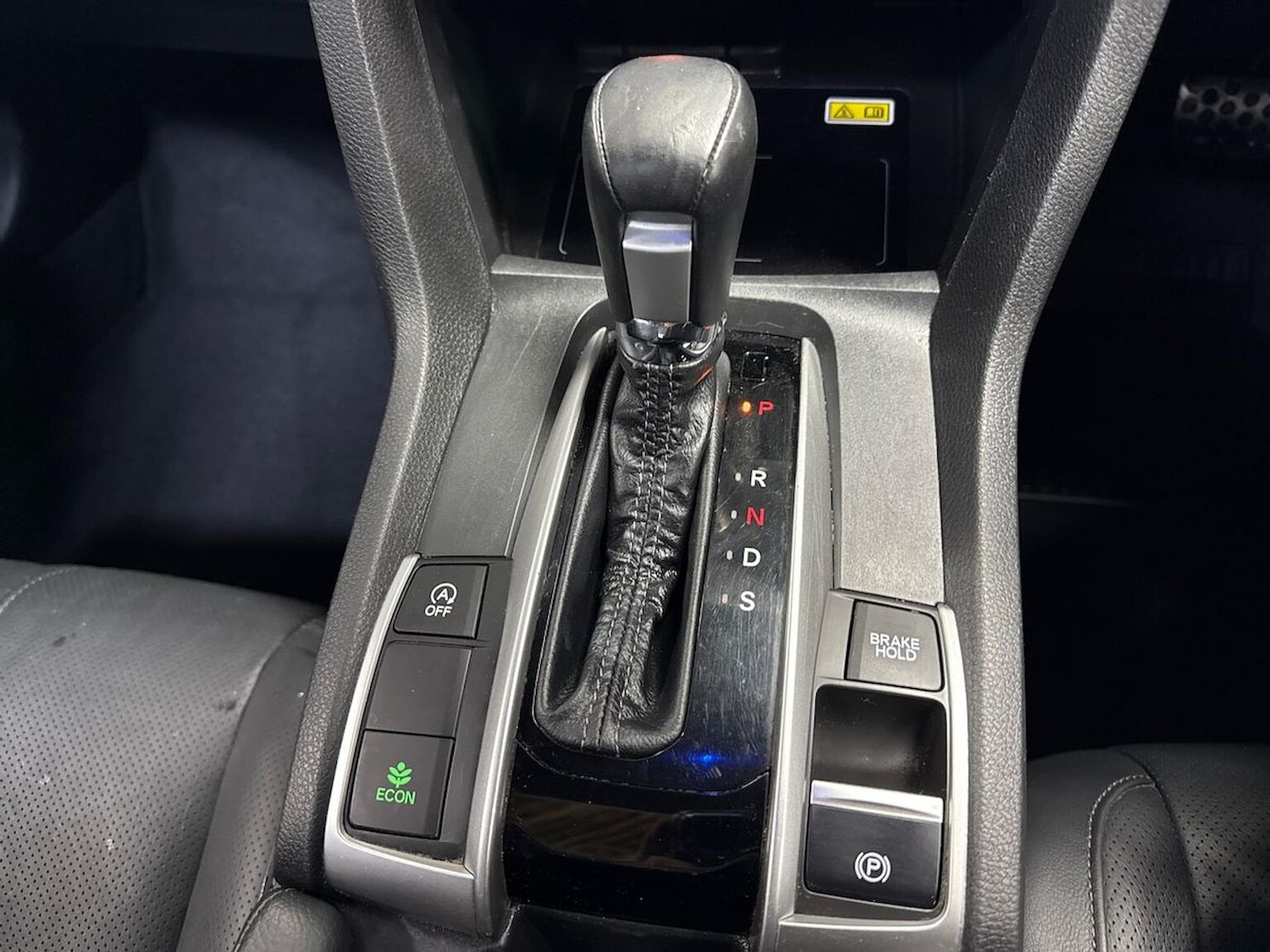 Used Honda Civic 2019 for sale - 76045980: Photo 12