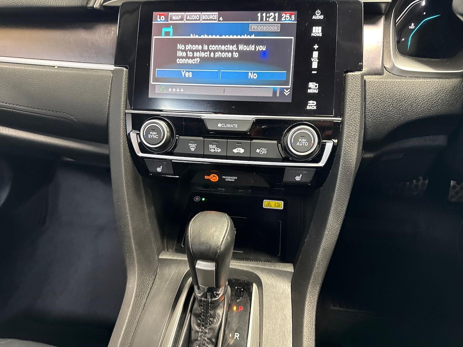 Used Honda Civic 2019 for sale - 76045980: Photo 23