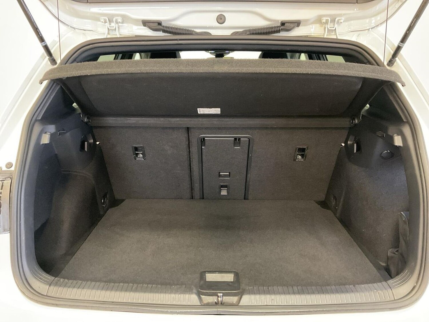 Used Volkswagen Golf 2022 for sale - 76026098: Photo 17