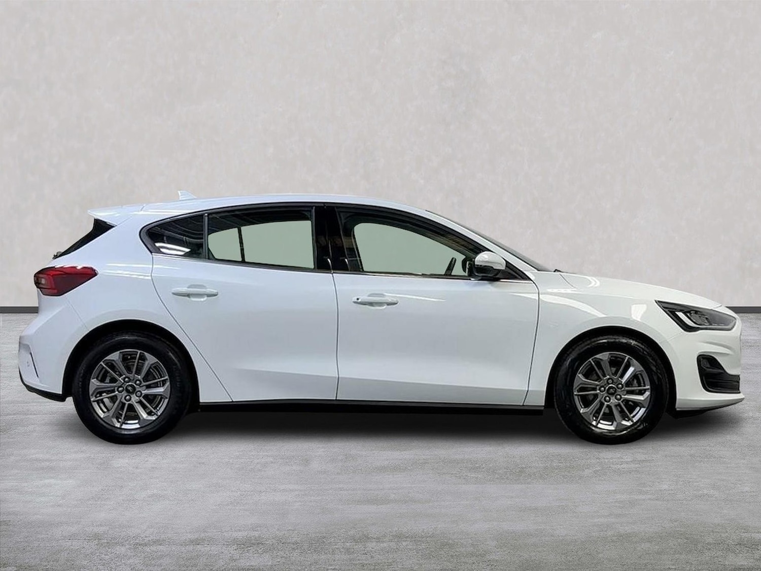 Used Ford Focus 2022 for sale - 76293035: Photo 3