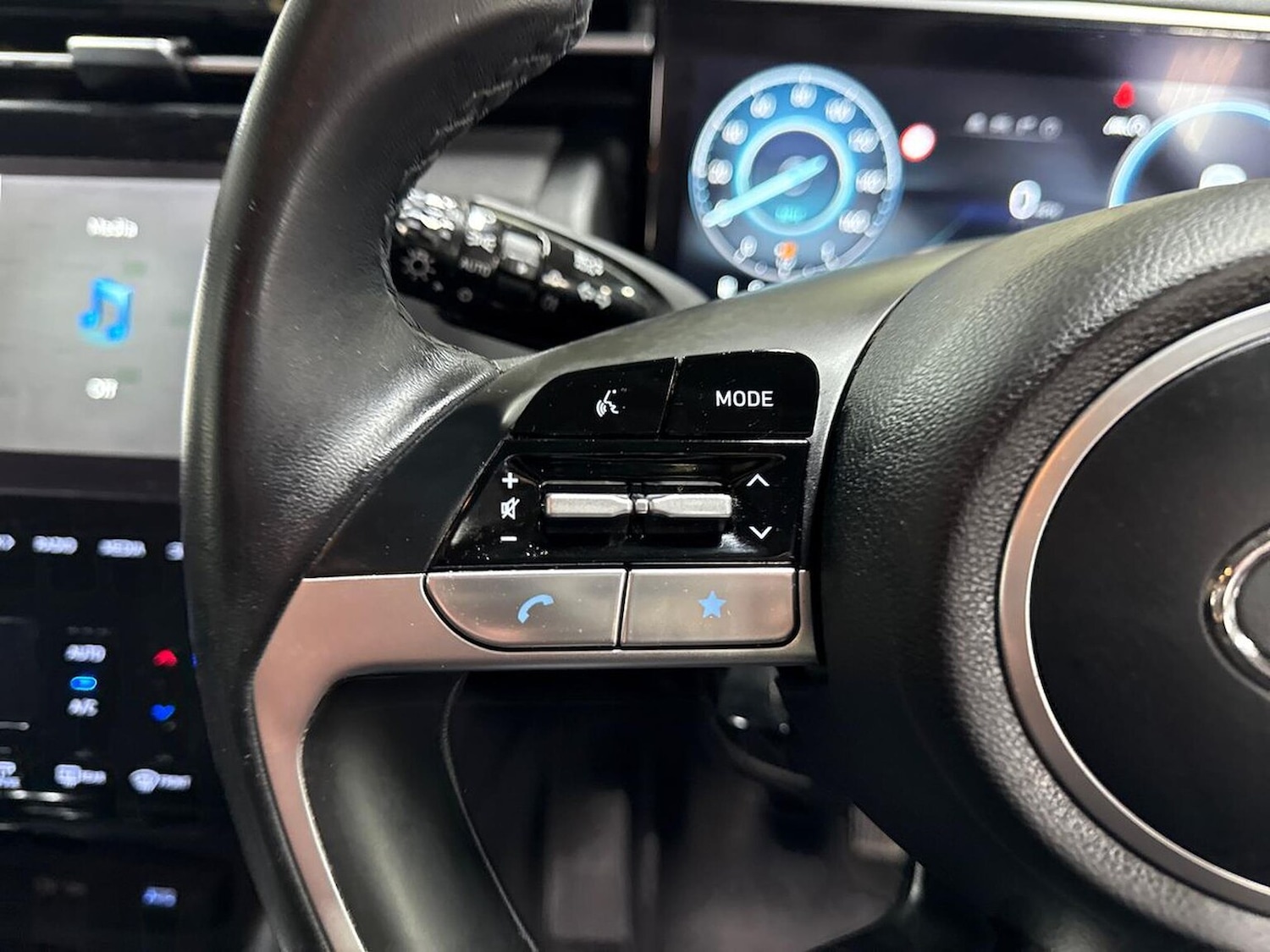 Used Hyundai TUCSON 2022 for sale - 77024223: Photo 24