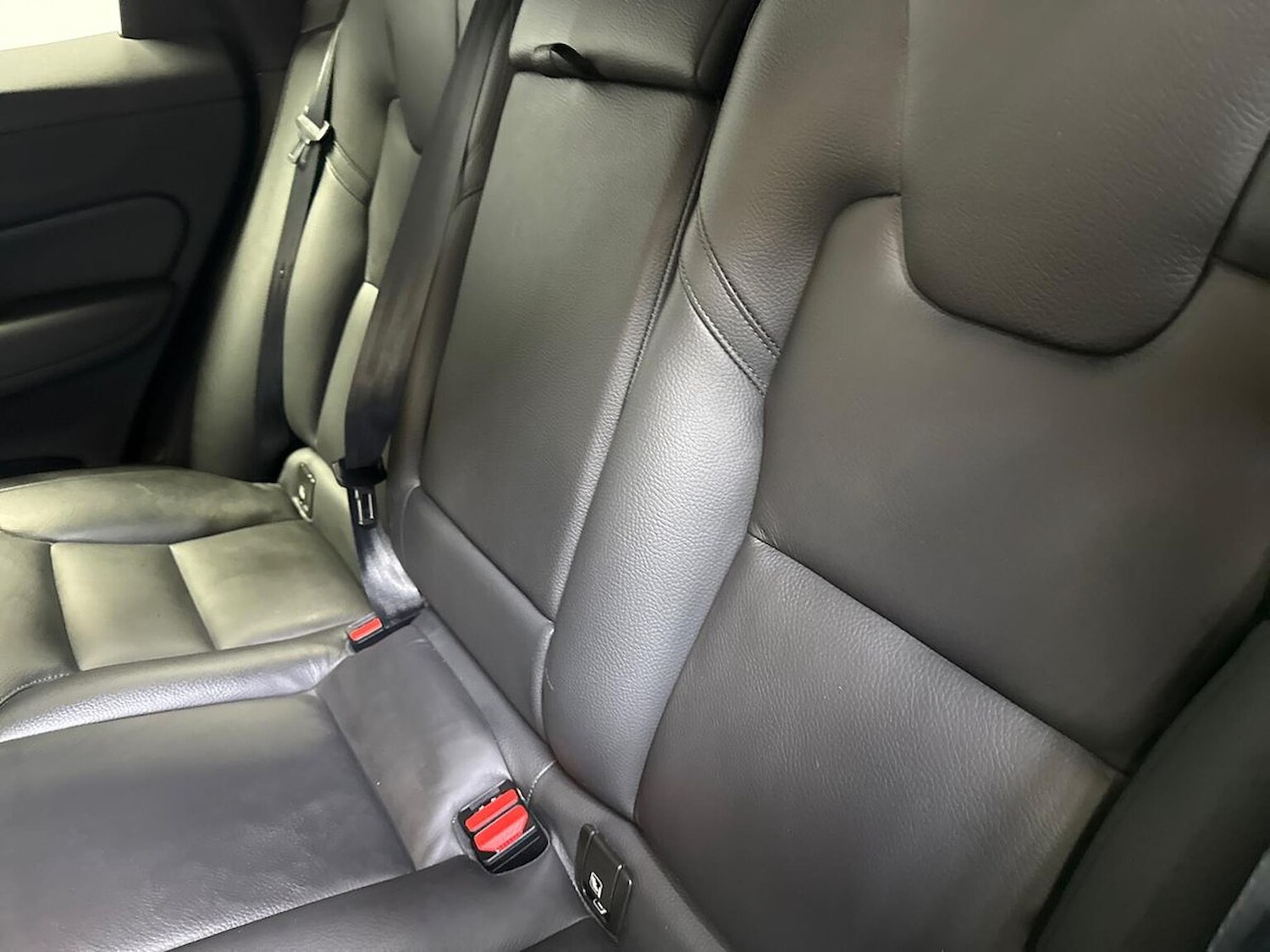 Used Volvo XC60 2023 for sale - 76559730: Photo 16