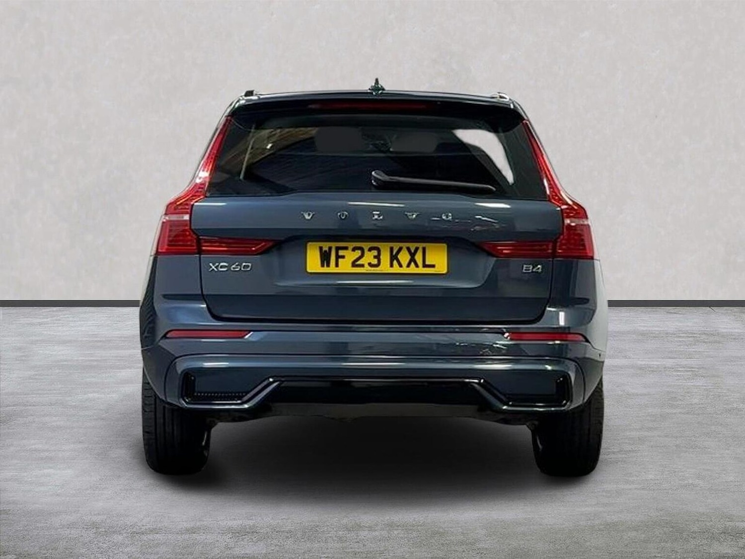 Used Volvo XC60 2023 for sale - 76559730: Photo 4