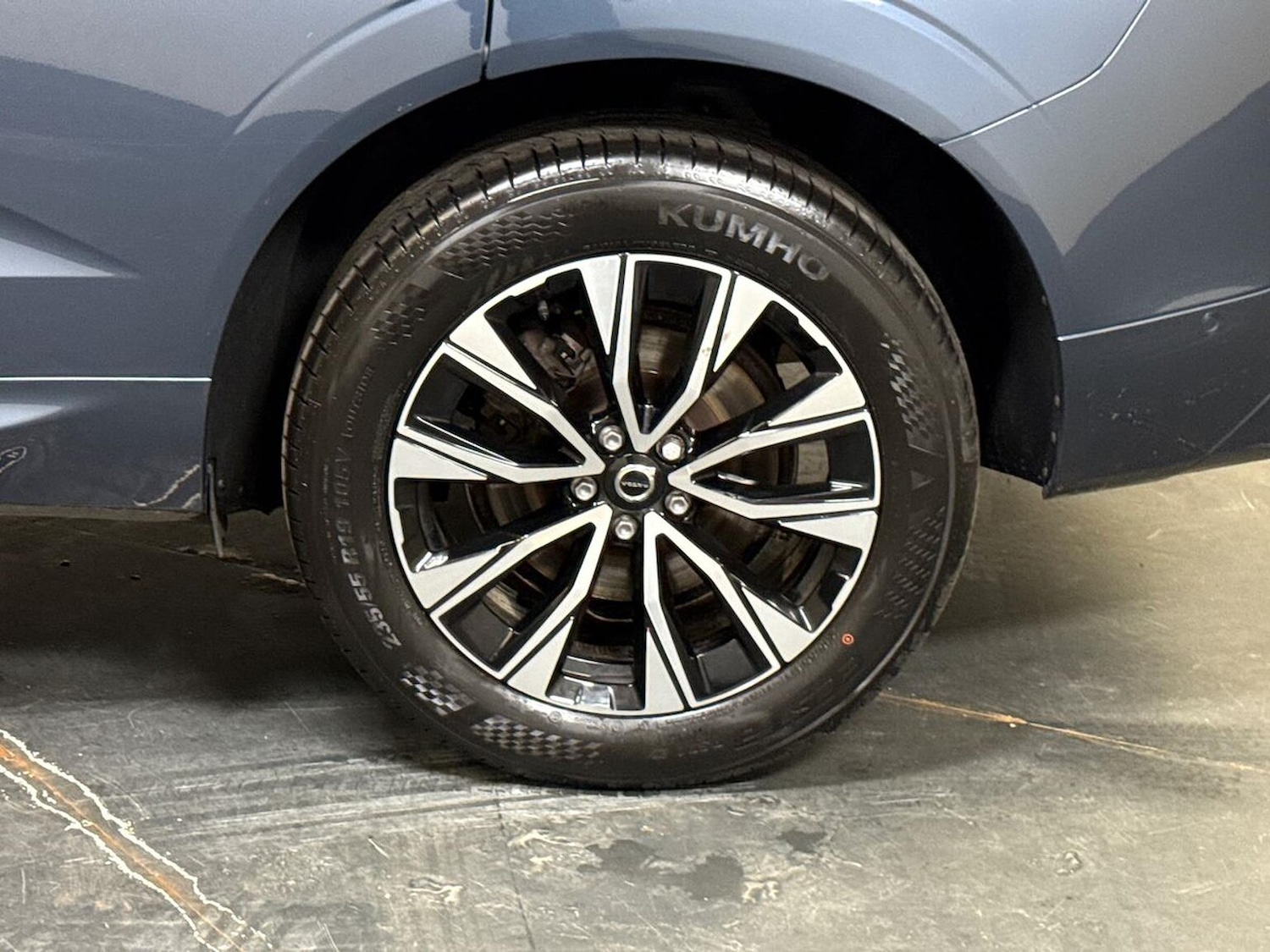 Used Volvo XC60 2023 for sale - 76559730: Photo 6