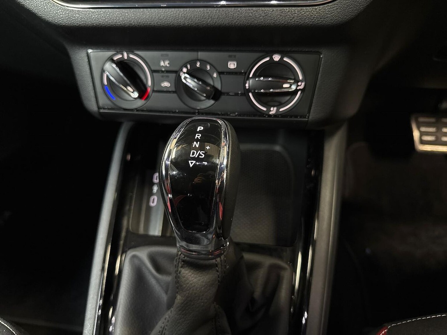 Used Skoda Kamiq 2023 for sale - 76198375: Photo 12