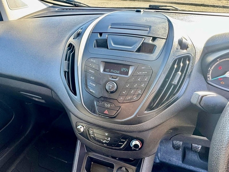 Used Ford Transit Courier 2021 for sale - 77200947: Photo 9