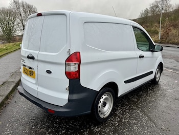 Used Ford Transit Courier 2021 for sale - 77502673: Photo