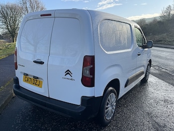 Used Citroen Berlingo 2021 for sale - 77200945: Photo