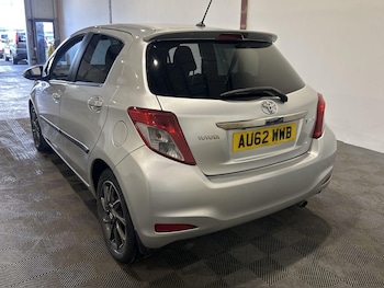 Used Toyota Yaris 2012 for sale - 79606747: Photo