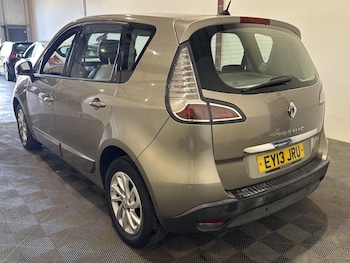 Used Renault Scenic 2013 for sale - 79534177: Photo