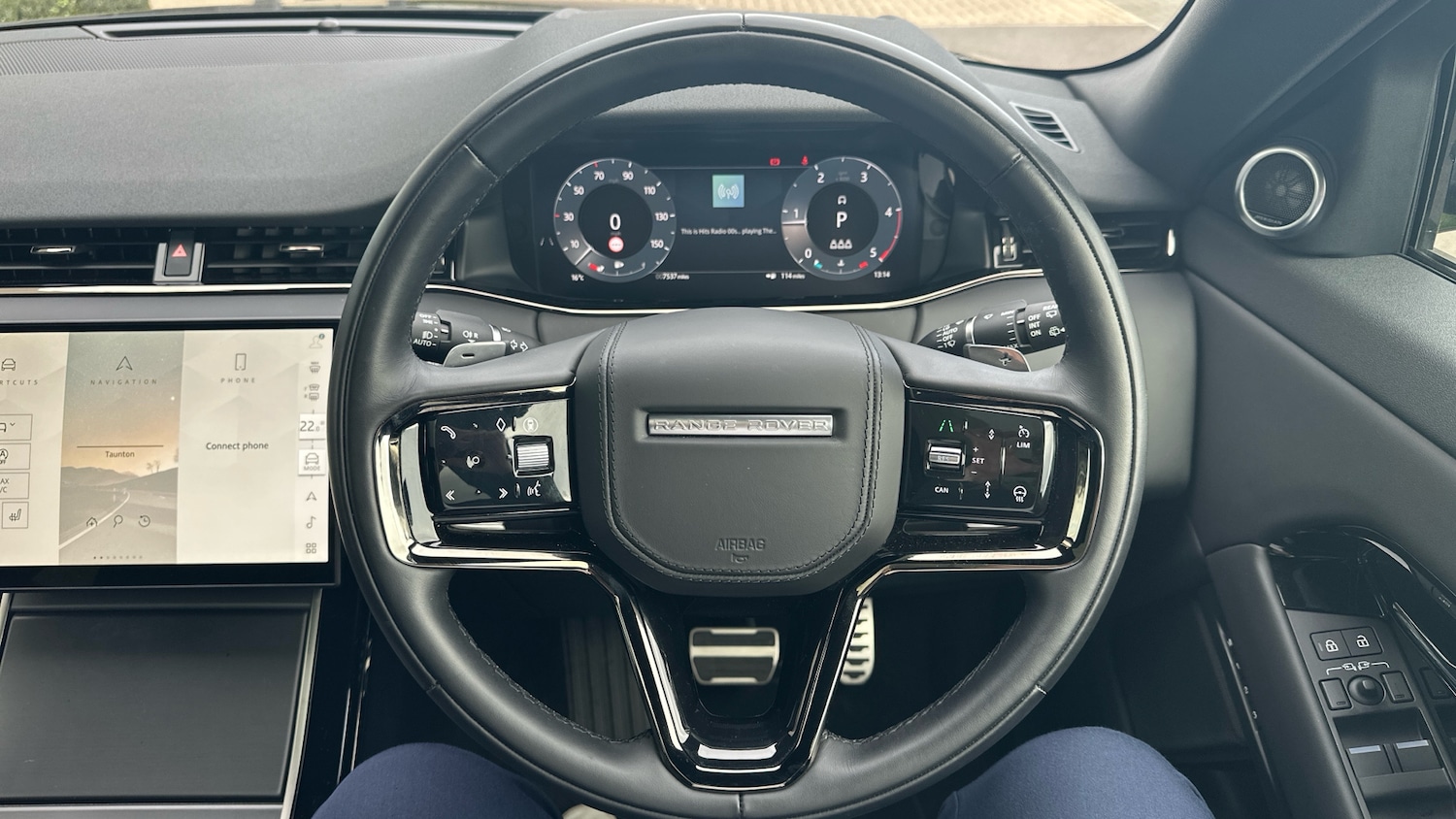 Used Land Rover Range Rover Evoque 2025 for sale - 76712304: Photo 15