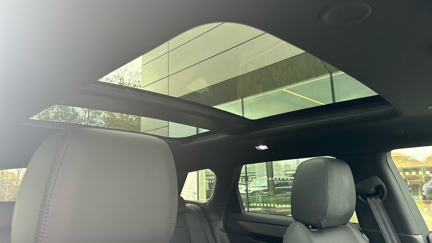 Used Land Rover Range Rover Evoque 2025 for sale - 76712304: Photo 20