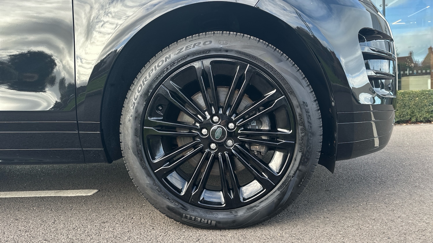 Used Land Rover Range Rover Evoque 2025 for sale - 76712304: Photo 8