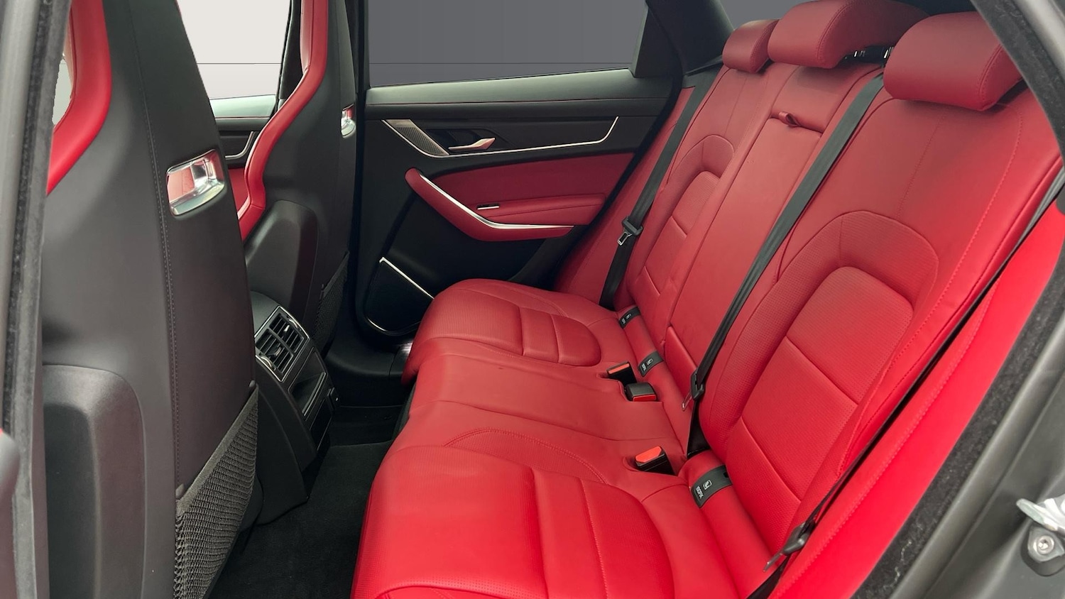 Used Jaguar F-Pace 2021 for sale - 76791278: Photo 4