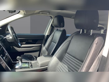 Used Land Rover Discovery Sport 2020 for sale - 79274395: Photo