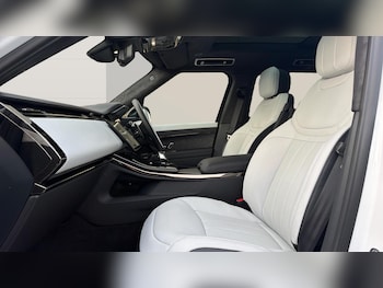 Used Land Rover Range Rover Sport 2025 for sale - 77179907: Photo
