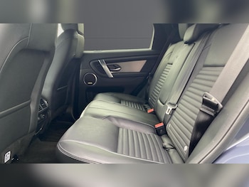 Used Land Rover Discovery Sport 2025 for sale - 77813308: Photo