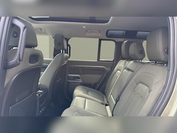 Used Land Rover Defender 2020 for sale - 75497011: Photo