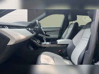 Used Land Rover Range Rover Evoque 2021 for sale - 75410305: Photo