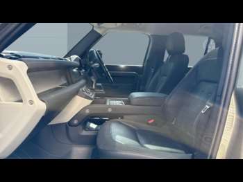 Used Land Rover Defender 2020 for sale - 75095504: Photo