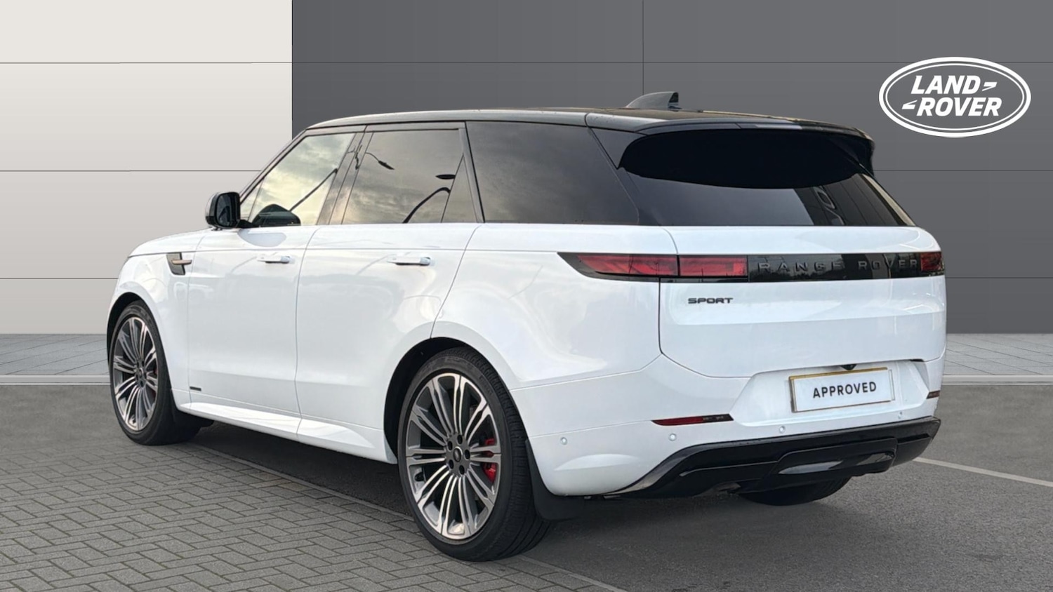 Used Land Rover Range Rover Sport 2025 for sale - 77032766: Photo 2