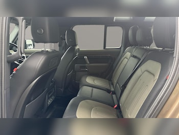 Used Land Rover Defender 2021 for sale - 79066959: Photo