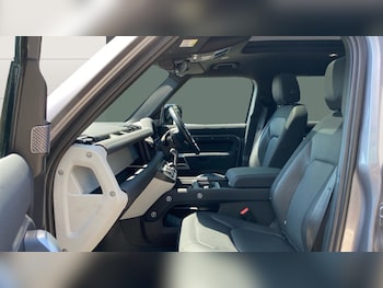 Used Land Rover Defender 2022 for sale - 79017651: Photo
