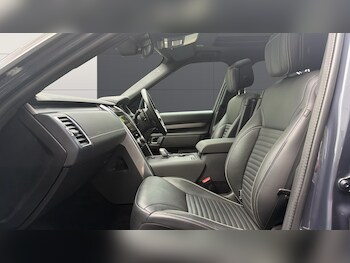Used Land Rover Discovery 2023 for sale - 78767752: Photo