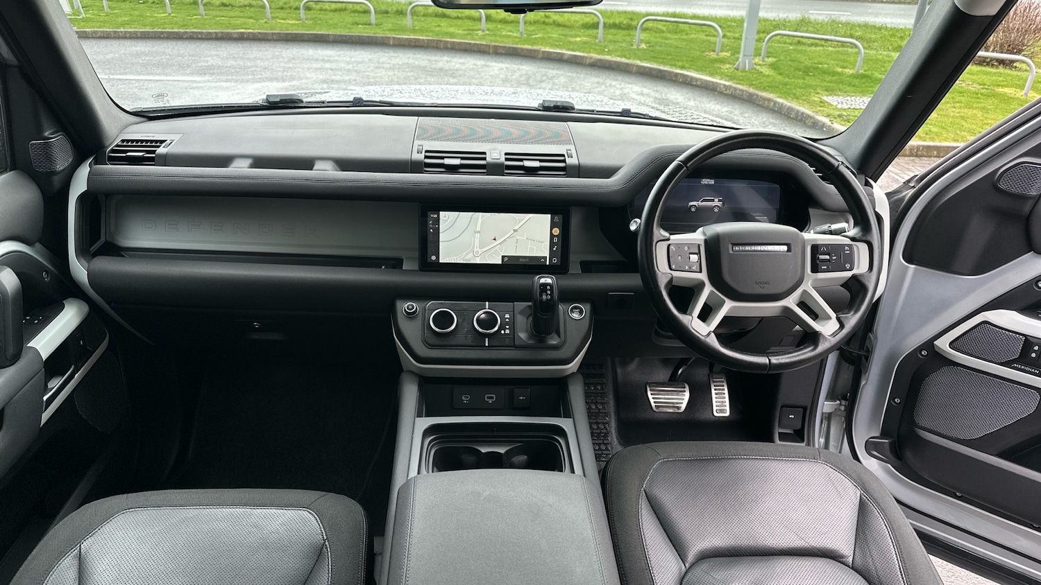 Used Land Rover Defender 2020 for sale - 77521914: Photo 9
