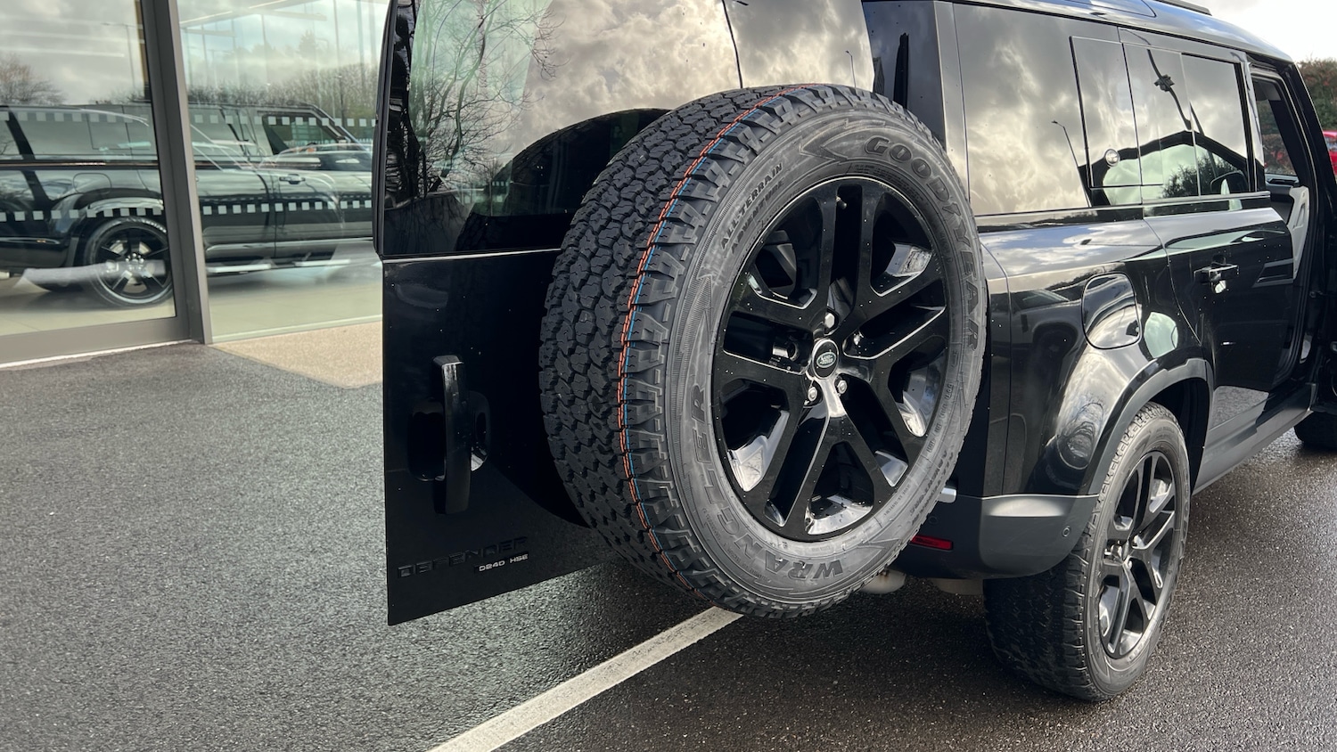 Used Land Rover Defender 2020 for sale - 77336454: Photo 31