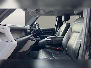 Used Land Rover Defender 2020 for sale - 77336454: Photo