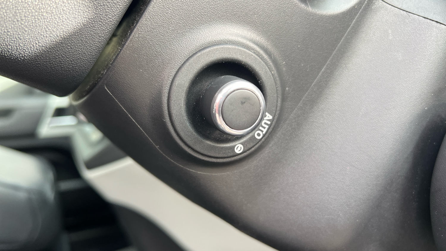 Used Land Rover Defender 2020 for sale - 77336454: Photo 40