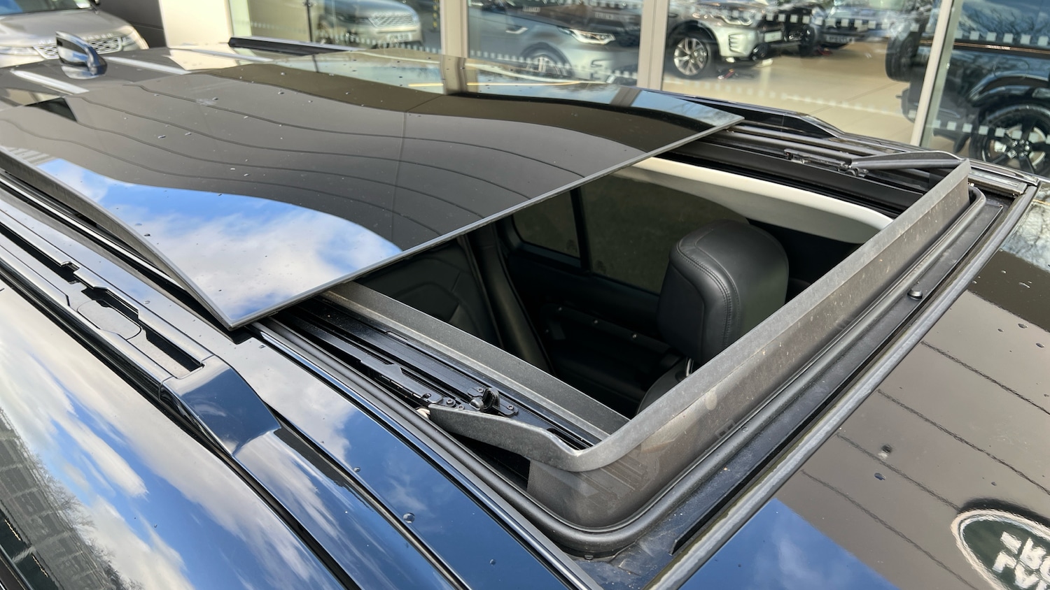 Used Land Rover Defender 2020 for sale - 77336454: Photo 57