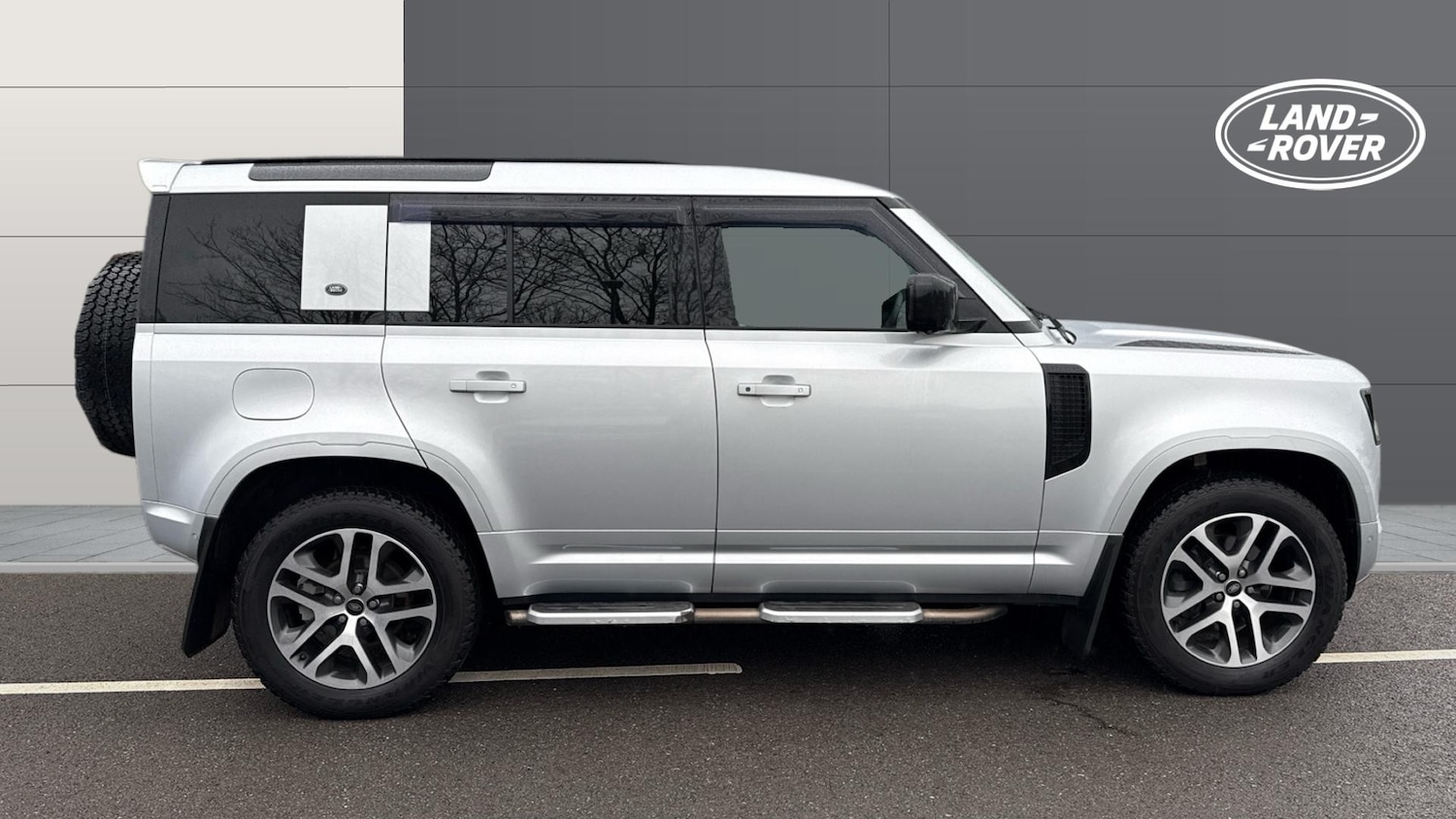 Used Land Rover Defender 2024 for sale - 77431594: Photo 5