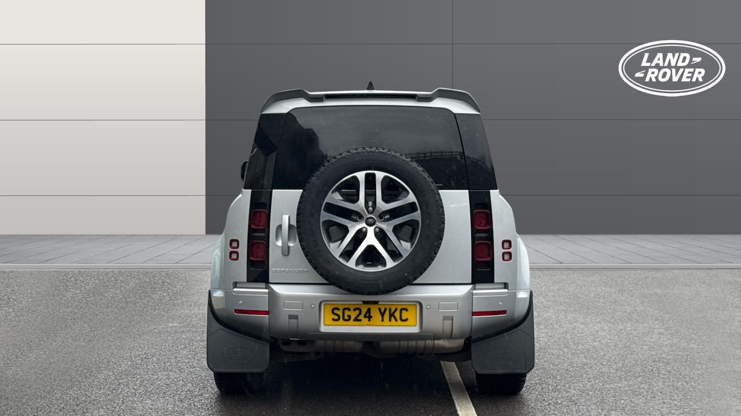 Used Land Rover Defender 2024 for sale - 77431594: Photo 6