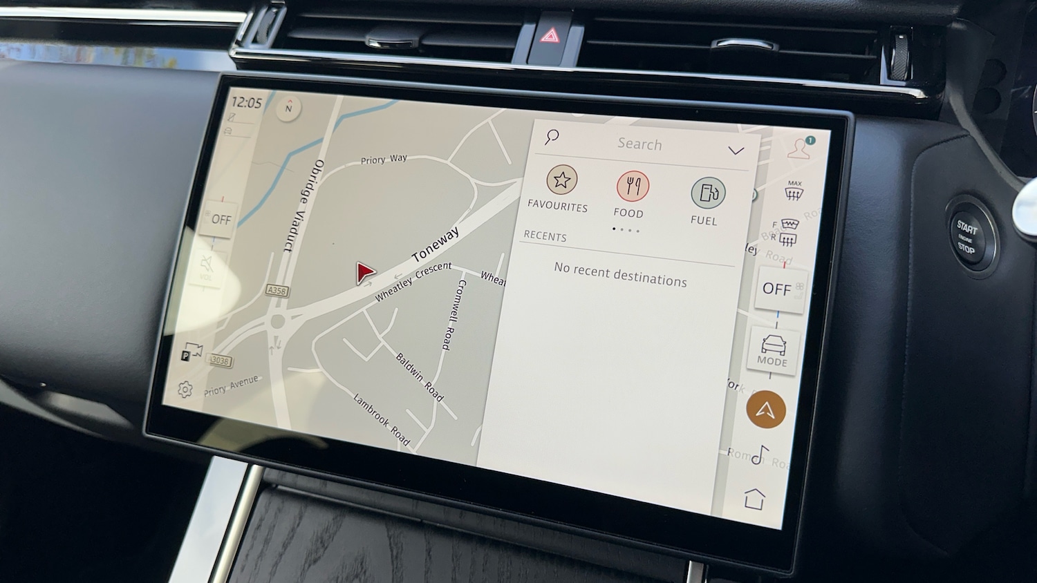 Used Land Rover Range Rover Velar 2024 for sale - 76332706: Photo 11