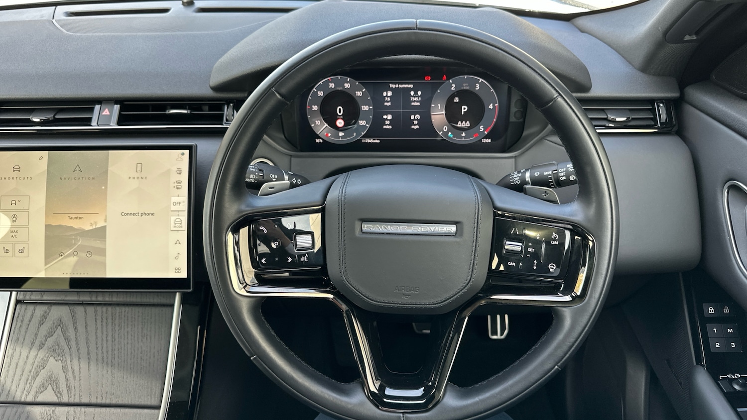 Used Land Rover Range Rover Velar 2024 for sale - 76332706: Photo 15