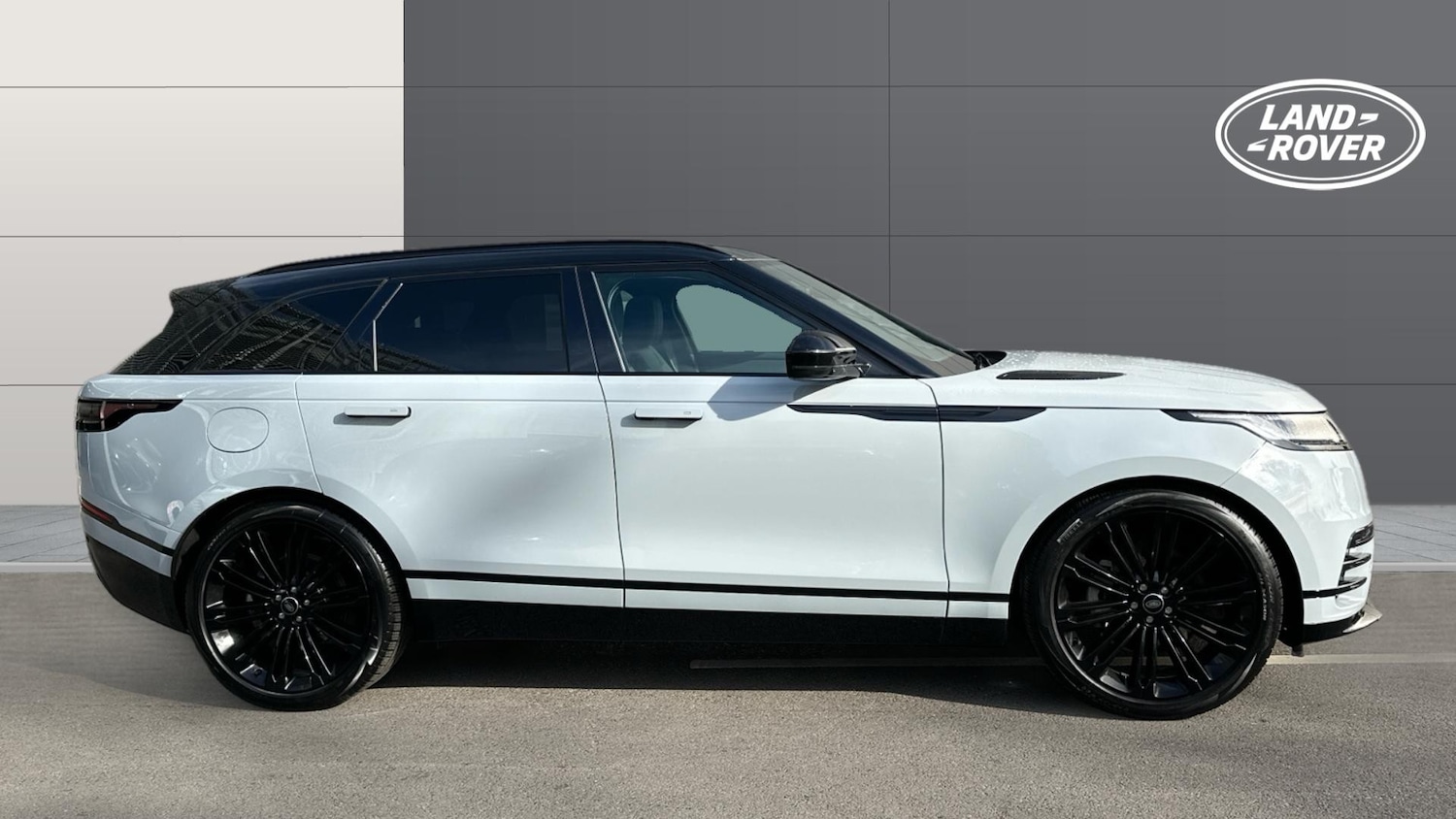 Used Land Rover Range Rover Velar 2024 for sale - 76332706: Photo 5