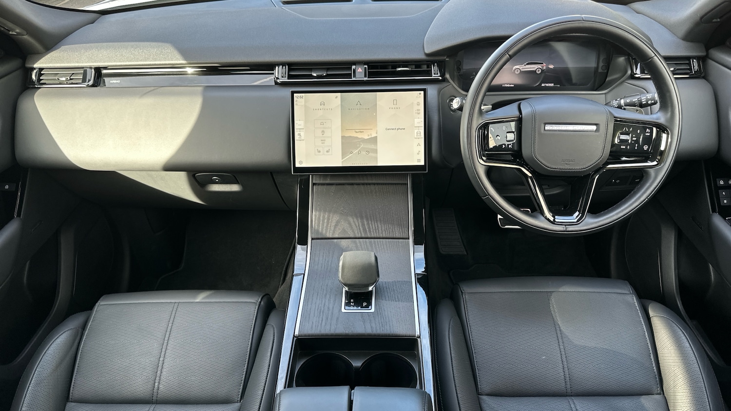 Used Land Rover Range Rover Velar 2024 for sale - 76332706: Photo 9