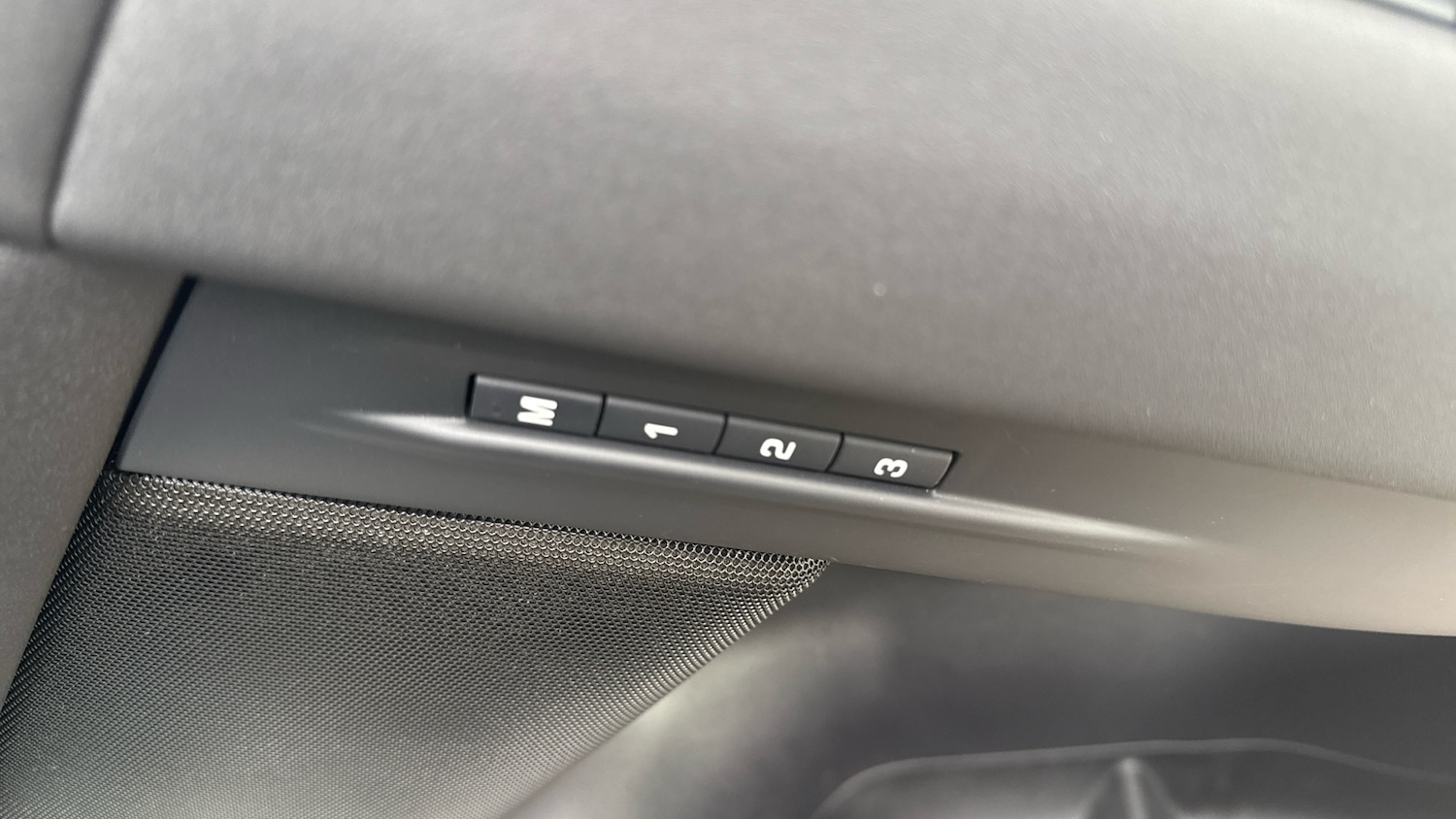 Used Land Rover Range Rover Evoque 2025 for sale - 76578057: Photo 24