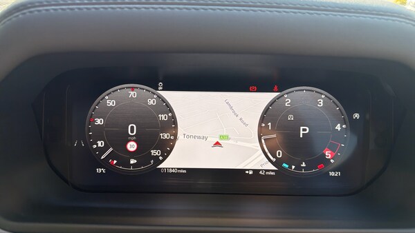Used Land Rover Defender 2024 for sale - 76046912: Photo 16