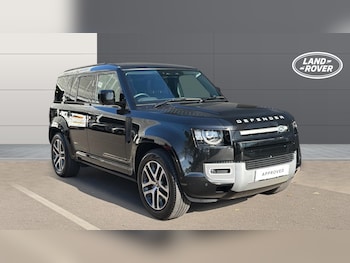 Used Land Rover Defender 2024 for sale - 76046912: Photo
