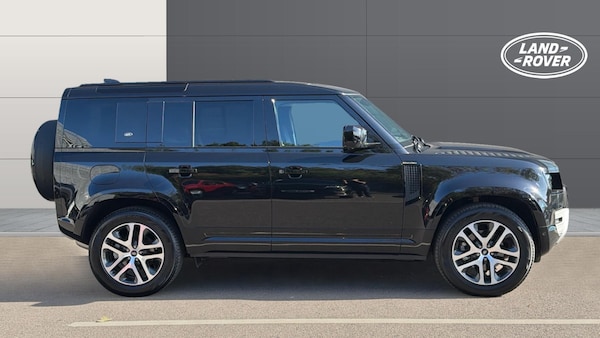 Used Land Rover Defender 2024 for sale - 76046912: Photo 5