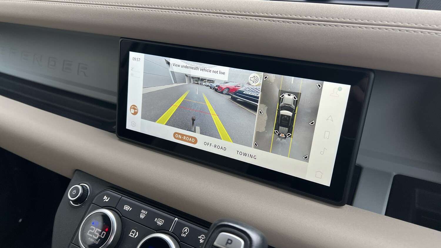 Used Land Rover Defender 2022 for sale - 76776340: Photo 12