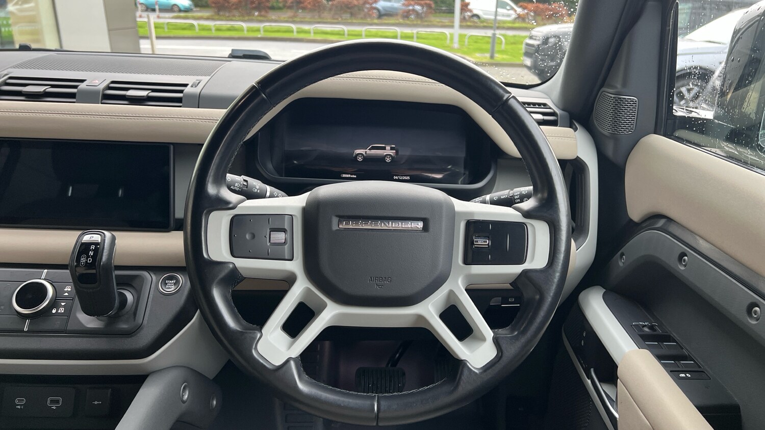 Used Land Rover Defender 2022 for sale - 76776340: Photo 15