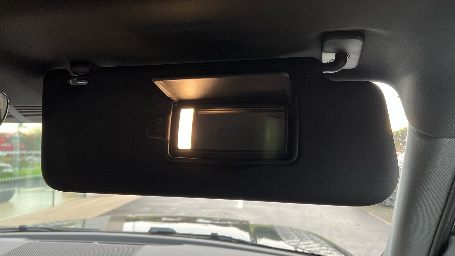 Used Land Rover Defender 2022 for sale - 76776340: Photo 27